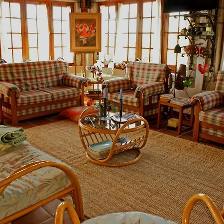 Casa De Crespins بيت للعطل كامينيا