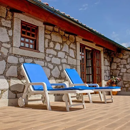 Casa De Crespins كامينيا