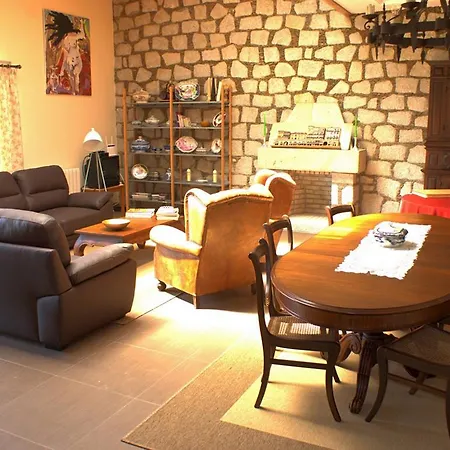 Casa De Crespins